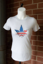 Load image into Gallery viewer, Canna4Soft Womens Leaf T-Shirt Softer Than You Ever Imagined